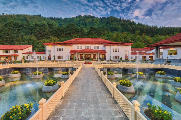 The Lalit Grand Palace
