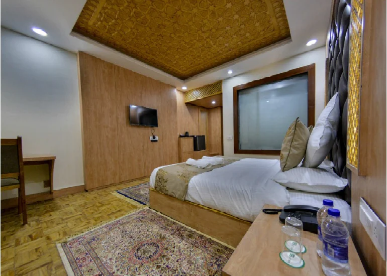 HOTEL RIZK INN