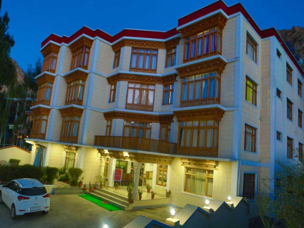 Hotel Ladakh Palace