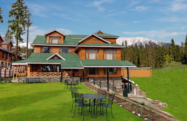 Hotel Heevan Retreat